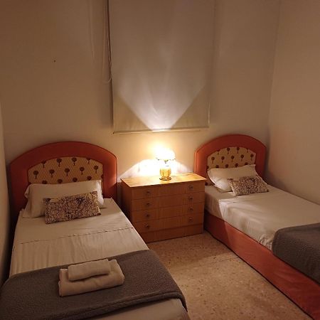 Apartamento Alfaqueque Sevilla Kültér fotó